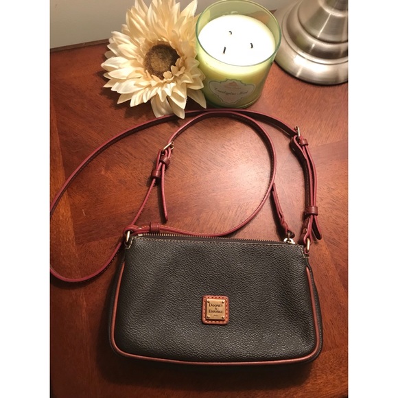 Dooney & Bourke Handbags - Dooney & Bourke Cross body bag